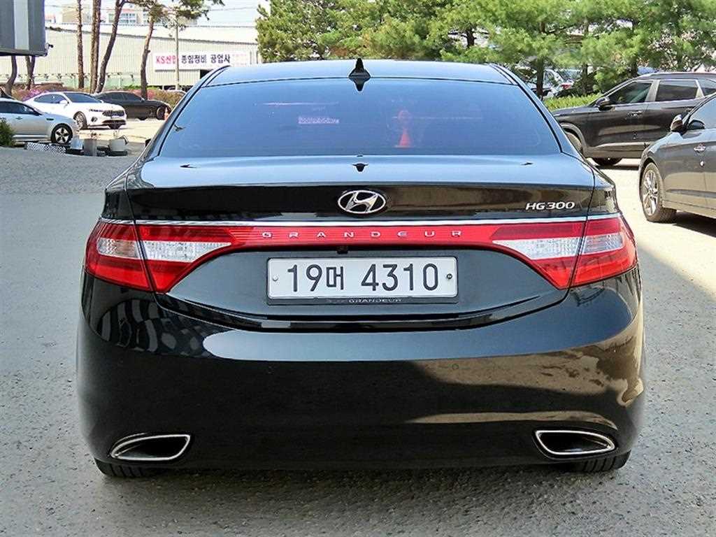 HYUNDAI Grandeur - Vista 4