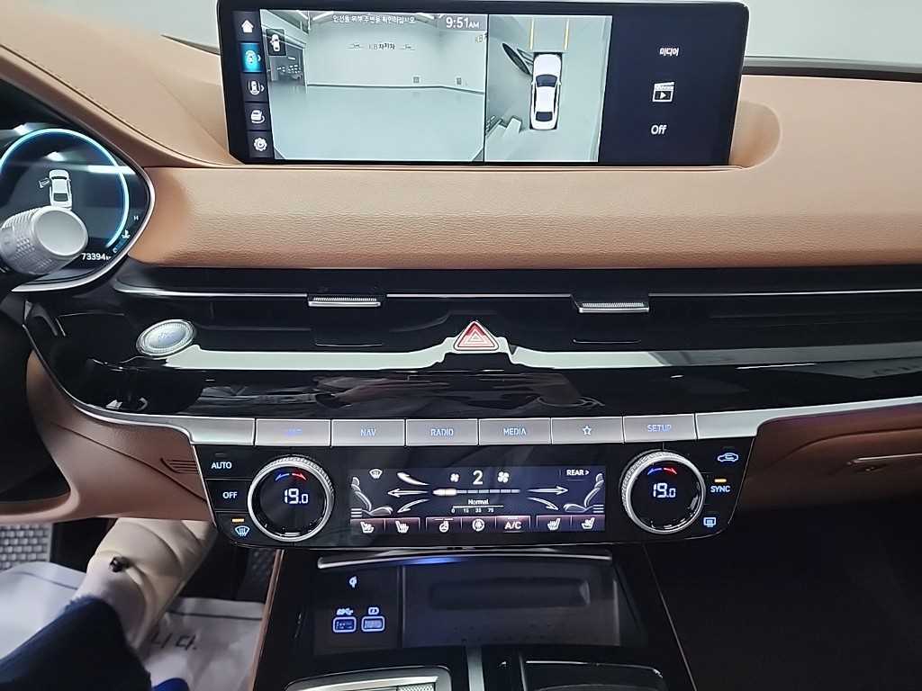 Genesis G80 - Vista 10