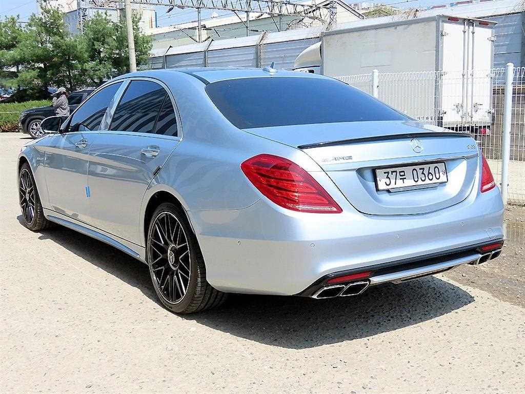 Mercedes Benz S Class - Vista 3