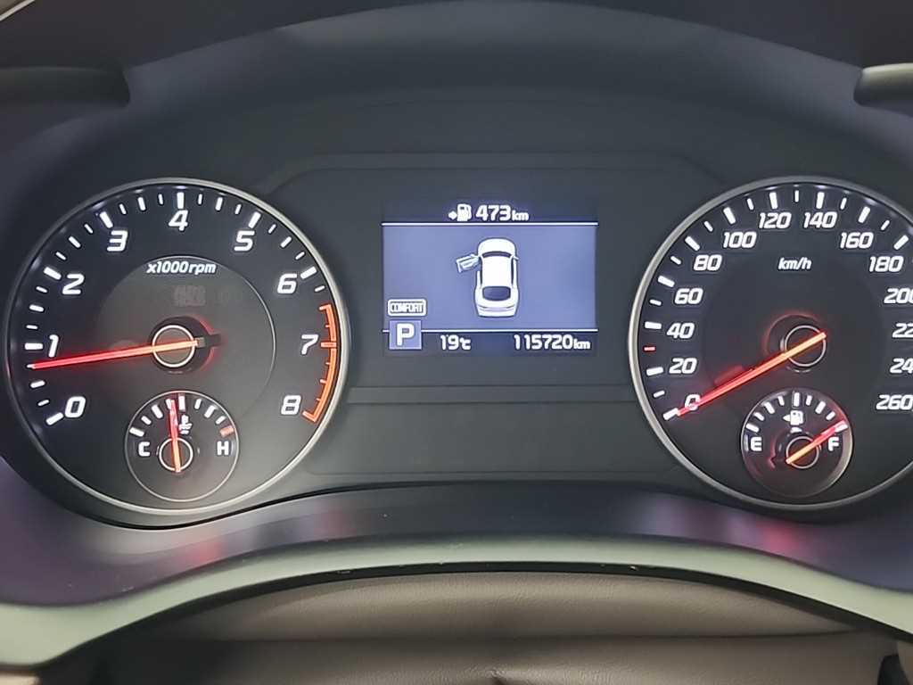 KIA Stinger - Vista 6