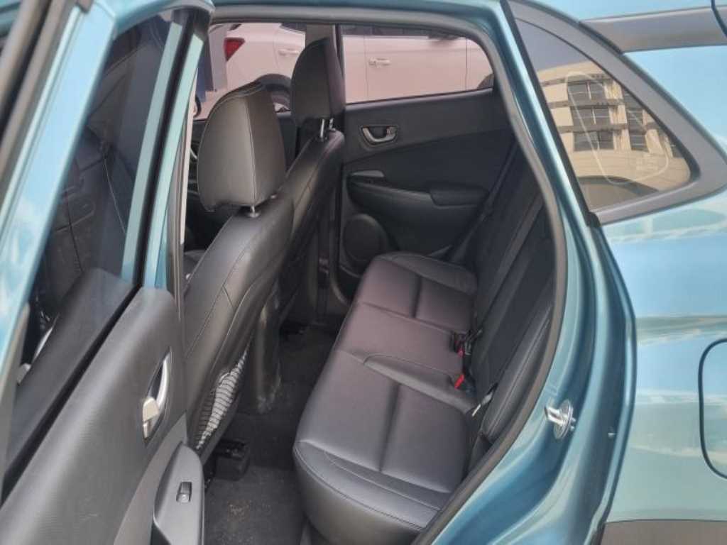 HYUNDAI Kona - Vista 5