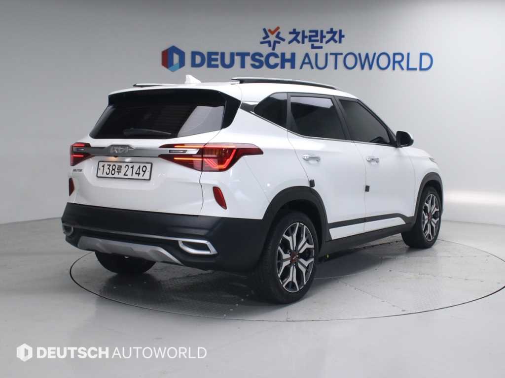 KIA Seltos - Vista 2