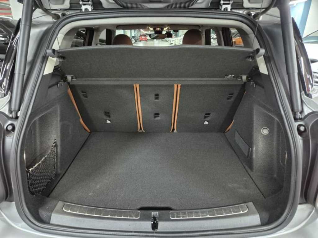 Mini Countryman - Vista 5