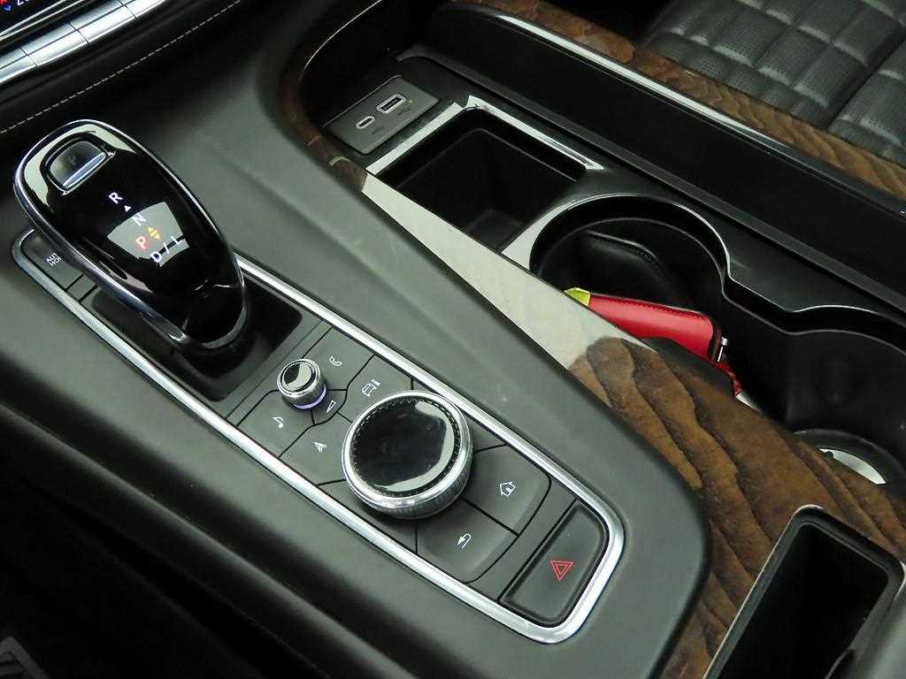 Cadillac Escalade - Vista 10