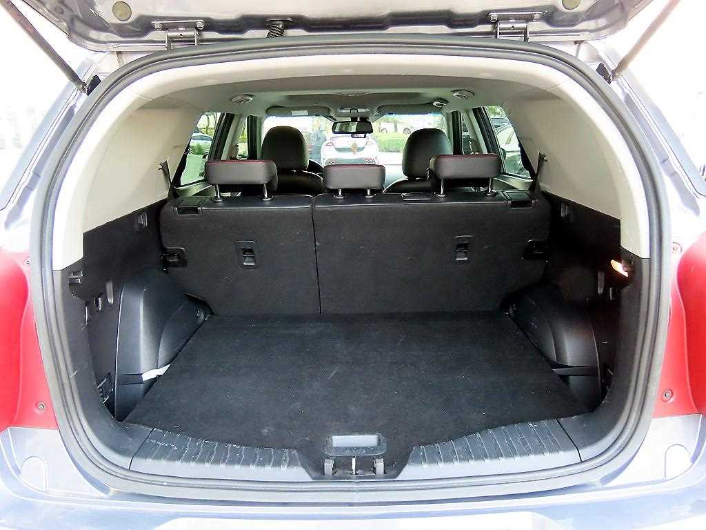 Ssangyong Tivoli 2016 Gris - Importación desde Corea - HF Imports Iquique - Foto 17