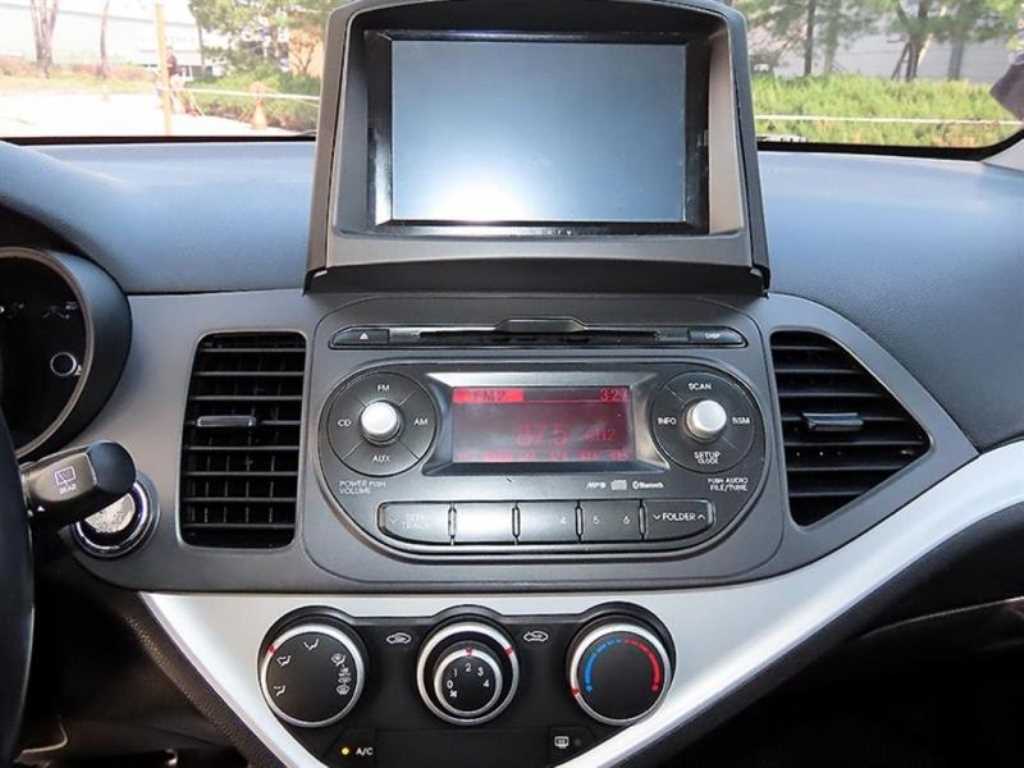 KIA Morning - Vista 12