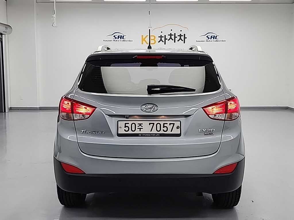 HYUNDAI Tucson - Vista 4