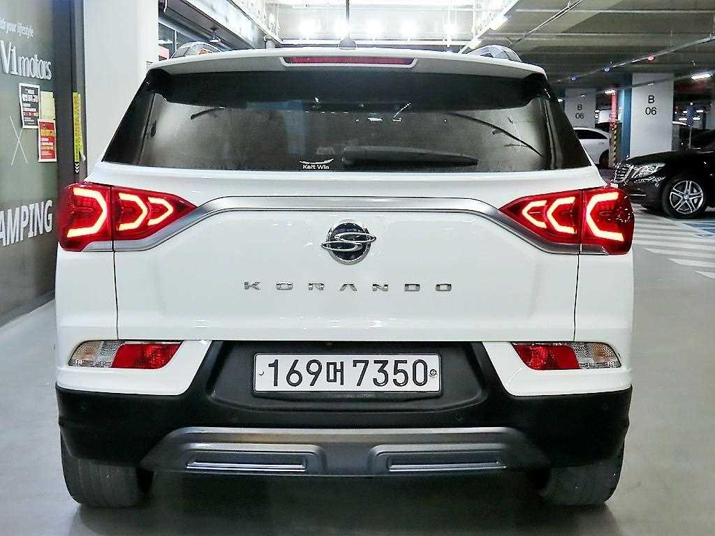 Ssangyong Korando - Vista 5