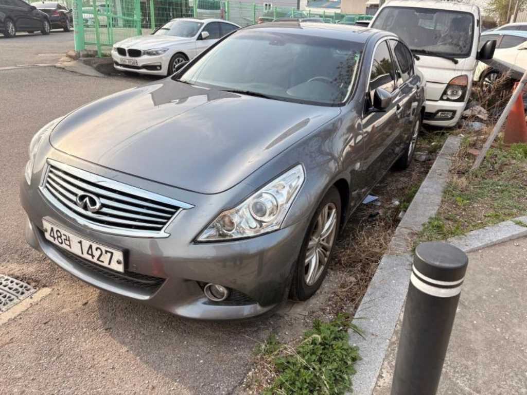 Infiniti G - Vista 2