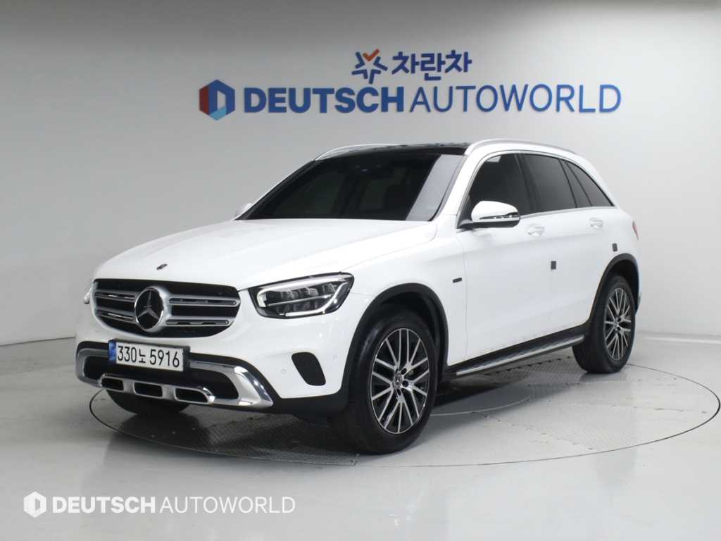 Mercedes Benz GLC Class - Vista 2