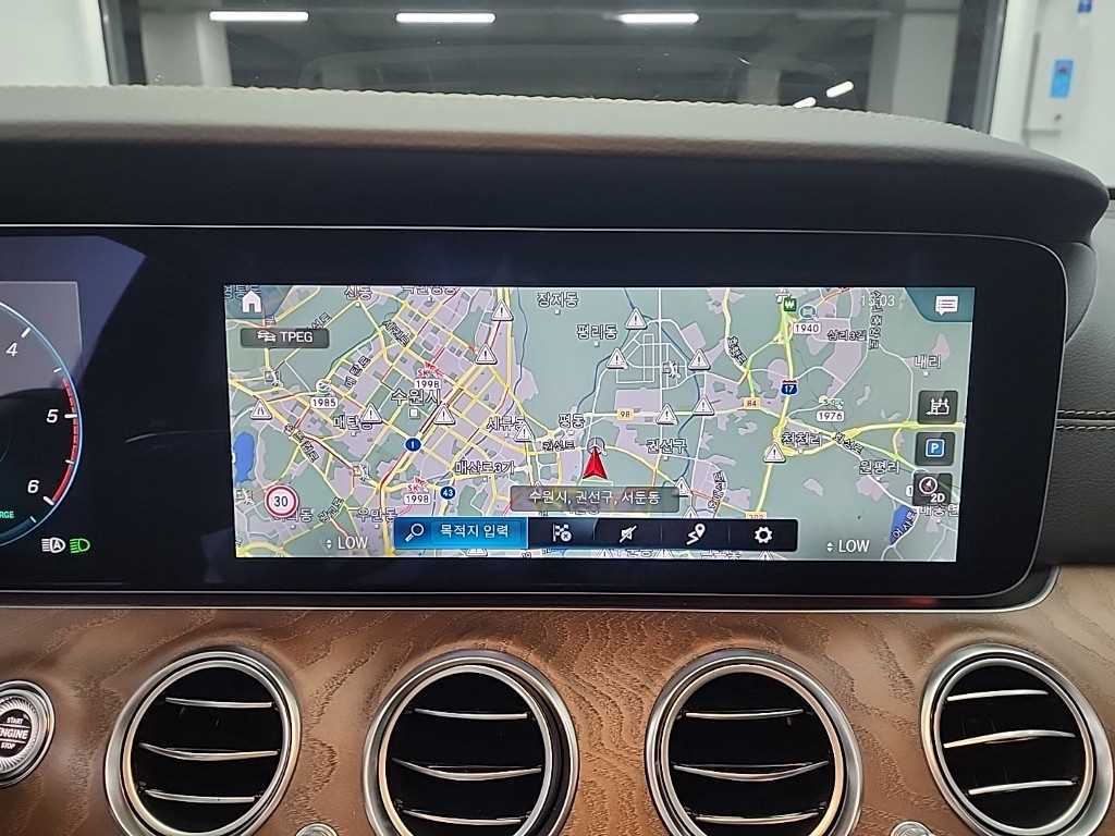 Mercedes Benz E class 2023 Blanco - Importación desde Corea - HF Imports Iquique - Foto 16