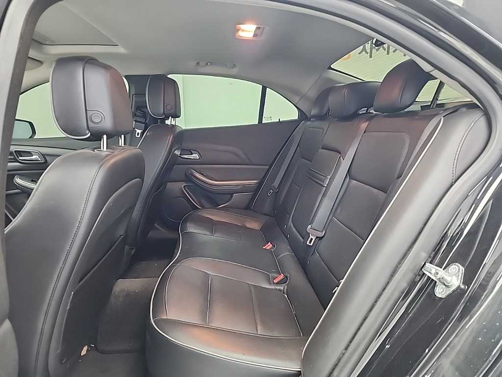 Chevrolet Malibu - Vista 12