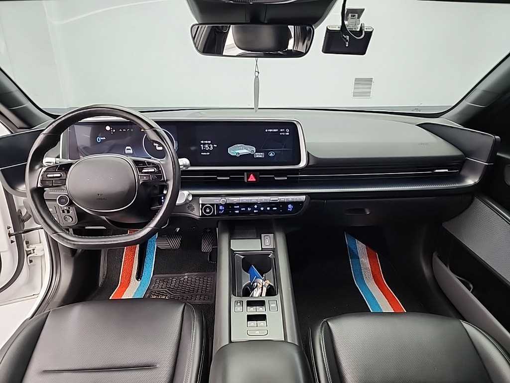 HYUNDAI Ioniq 6 - Vista 7