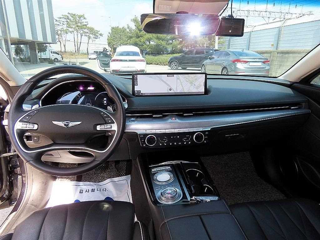 Genesis G80 - Vista 7