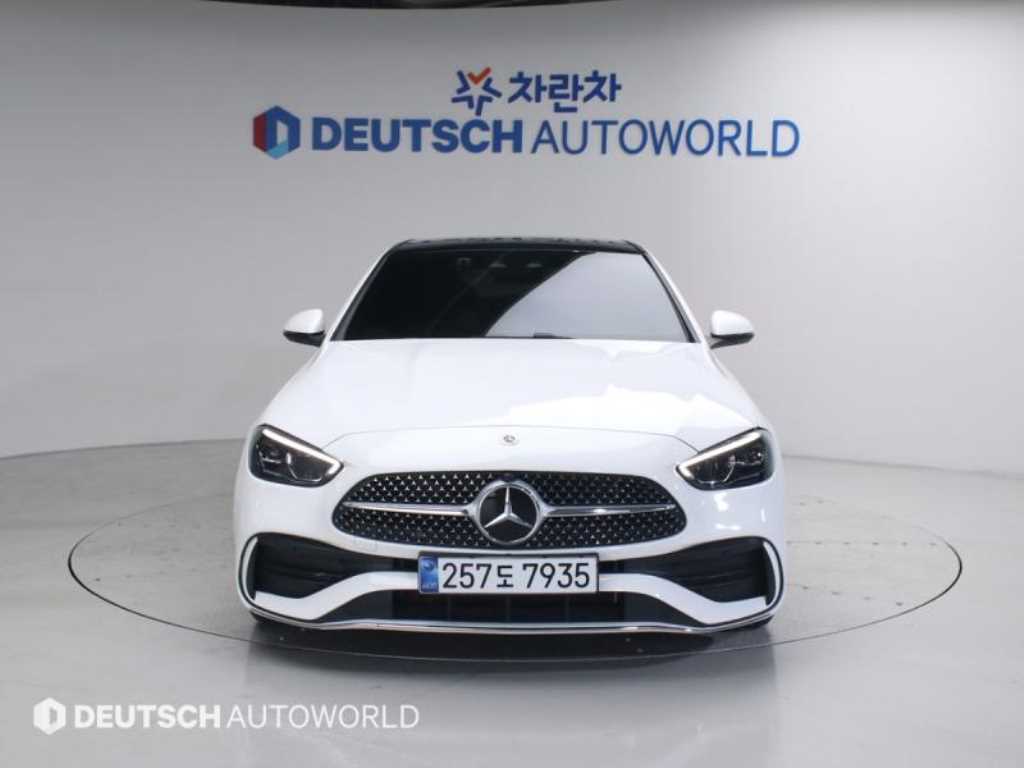 Mercedes Benz C Class - Vista 3