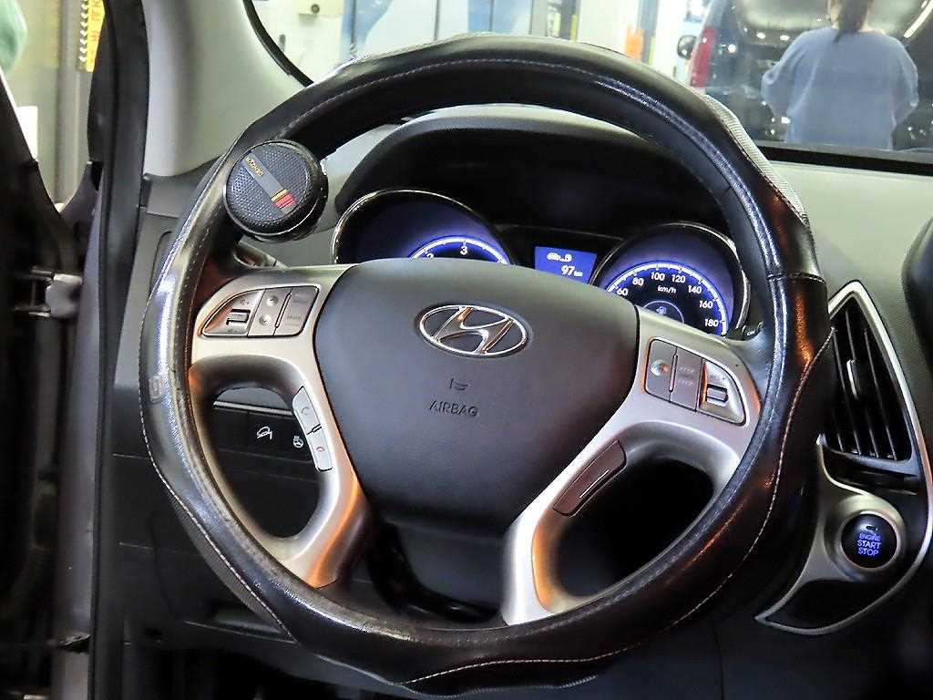 HYUNDAI Tucson - Vista 8