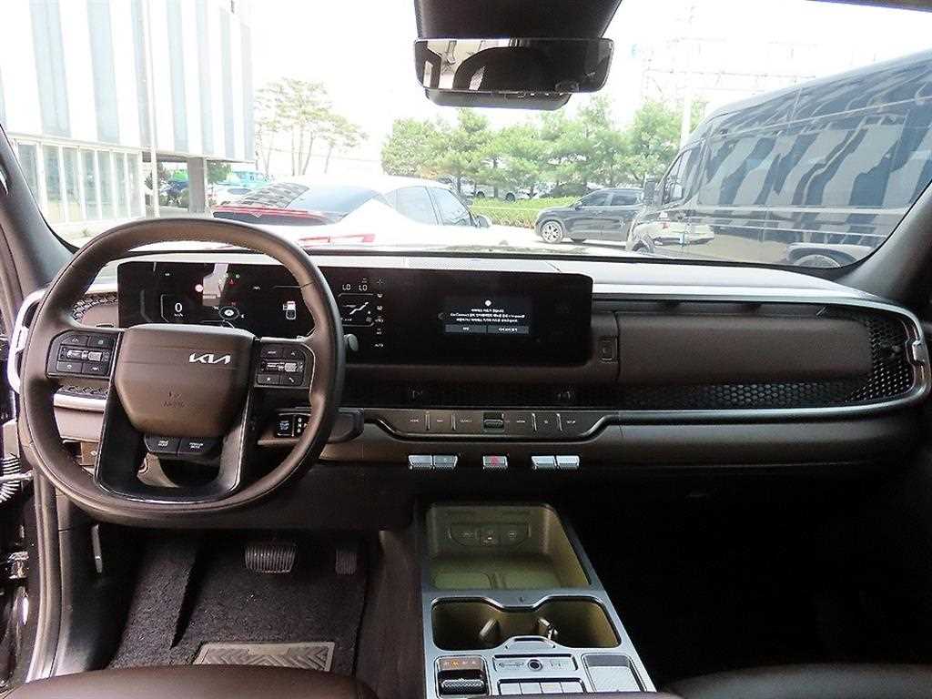 KIA Tasman - Vista 7