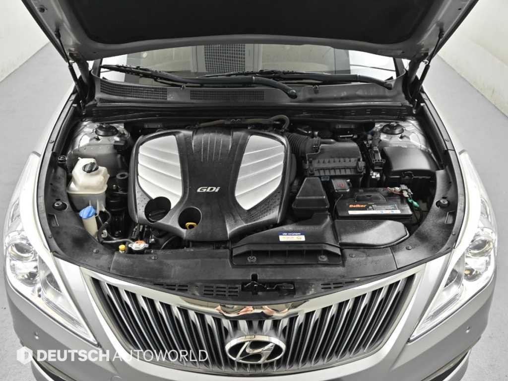 HYUNDAI Grandeur - Vista 6