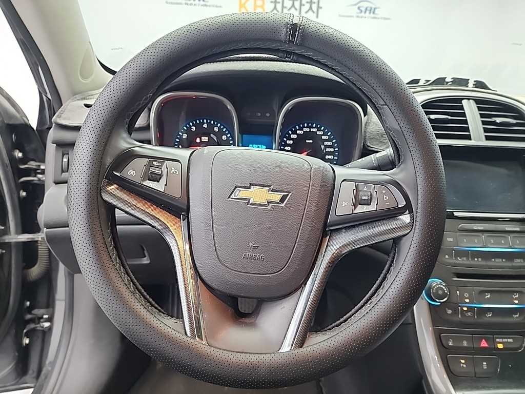 Chevrolet Malibu - Vista 9