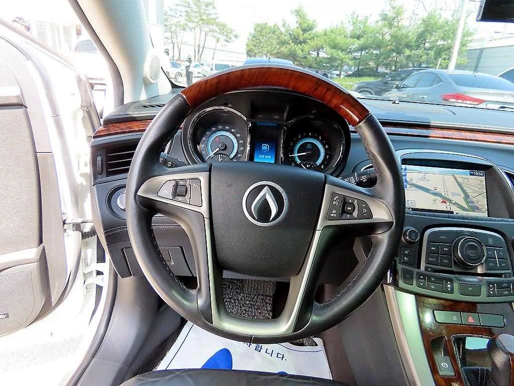 DAEWOO Alpheon - Vista 8