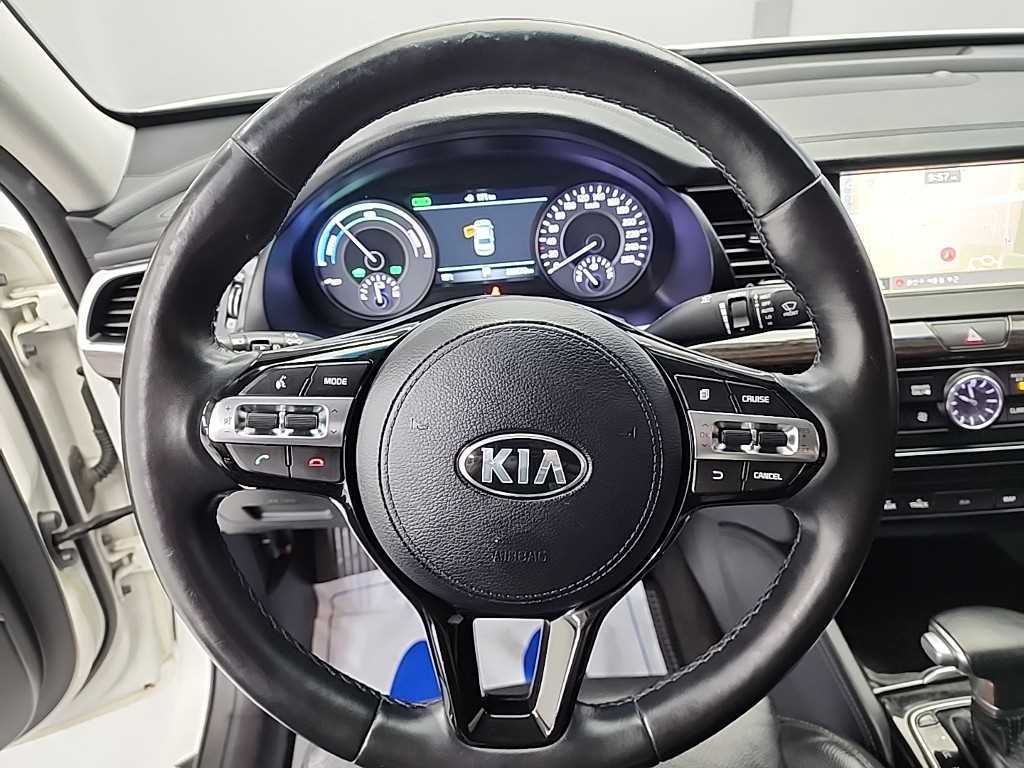 KIA K7 - Vista 9