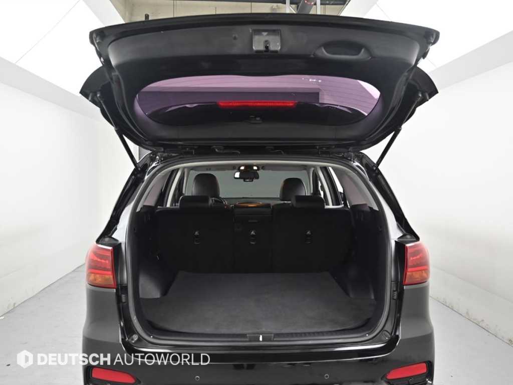KIA Sorento 2019 Negro - Importación desde Corea - HF Imports Iquique - Foto 19