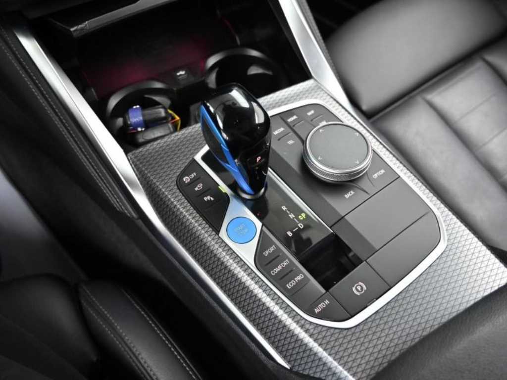 BMW i4 - Vista 9