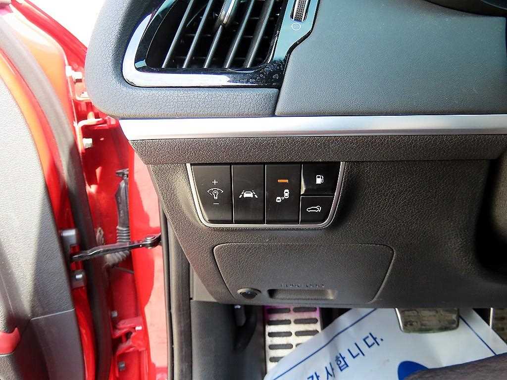 KIA Stinger - Vista 12