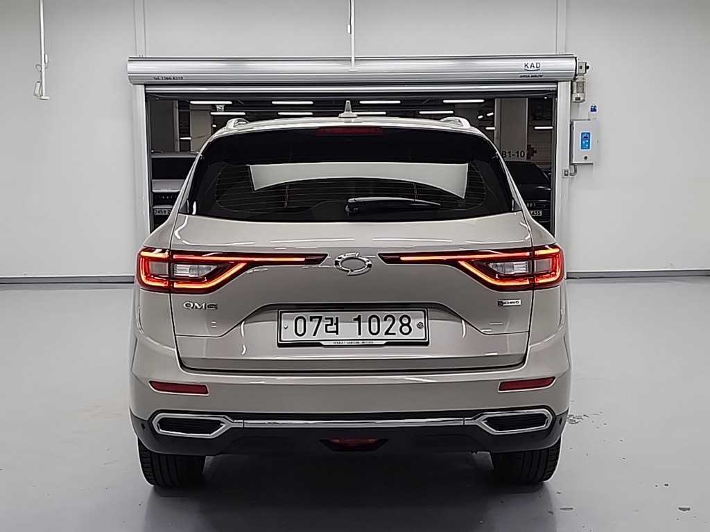 SAMSUNG QM6 - Vista 3