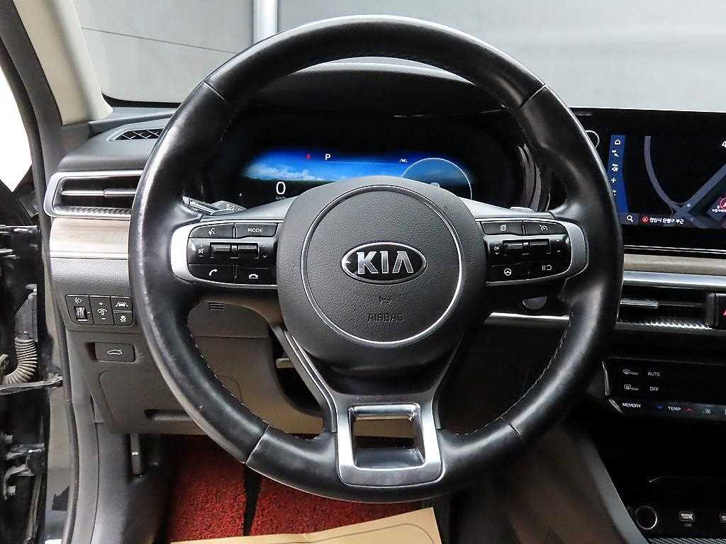 KIA K5 - Vista 9