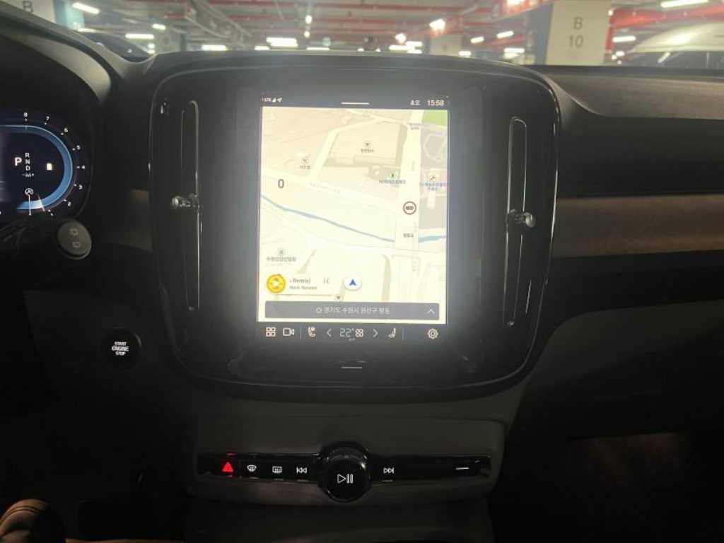 Volvo XC40 2025 Blanco - Importación desde Corea - HF Imports Iquique - Foto 14