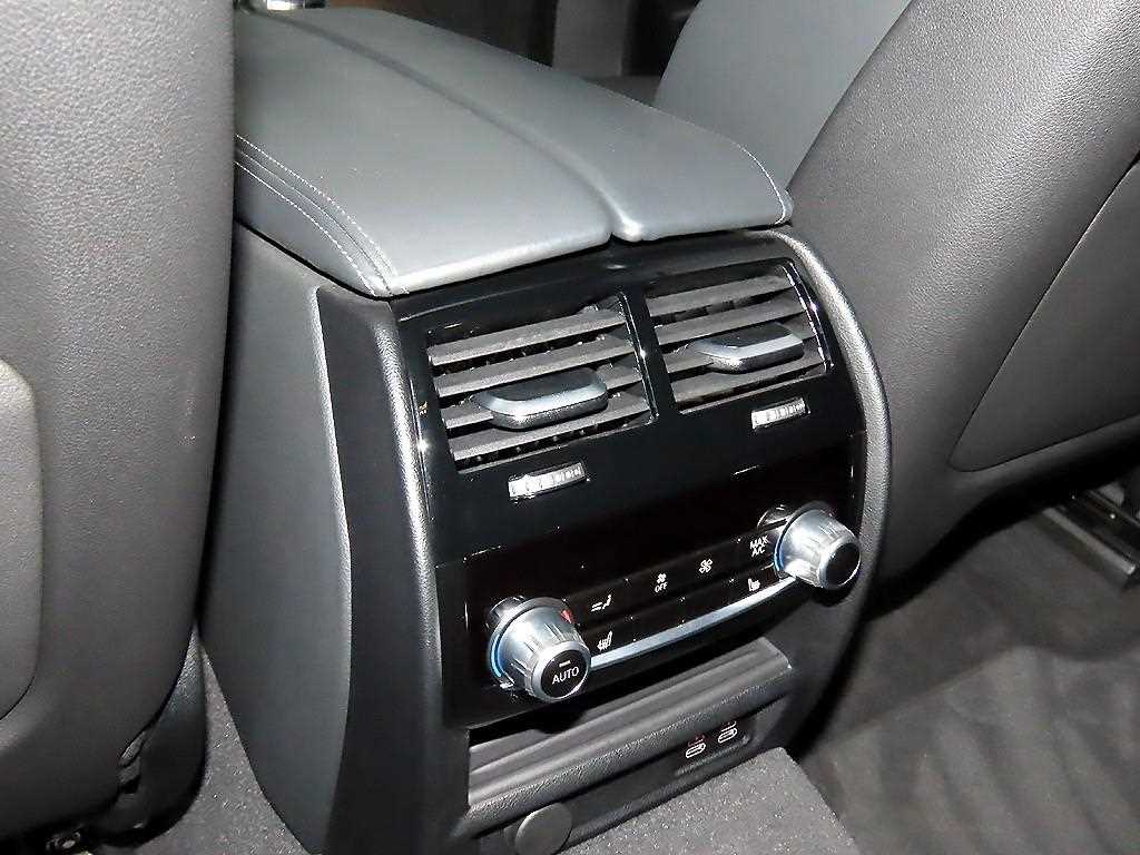 BMW Gran Turismo 2023 Negro - Importación desde Corea - HF Imports Iquique - Foto 15