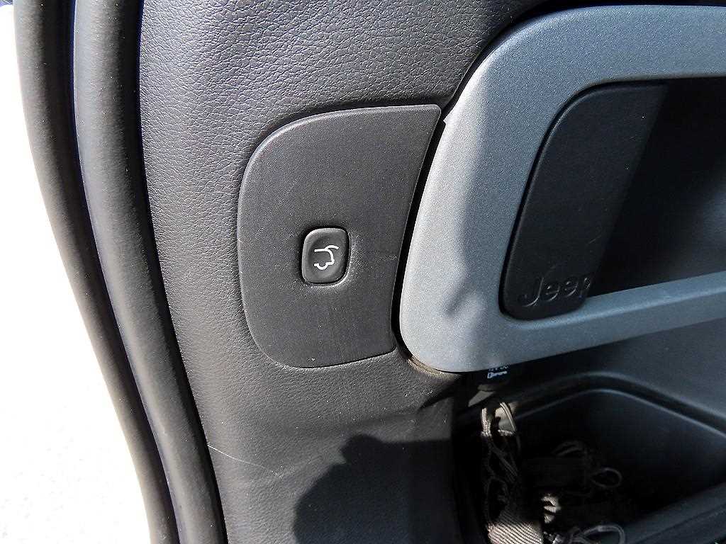 Jeep Cherokee 2015 Blanco - Importación desde Corea - HF Imports Iquique - Foto 16