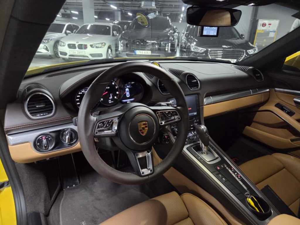 Porsche 718 - Vista 6