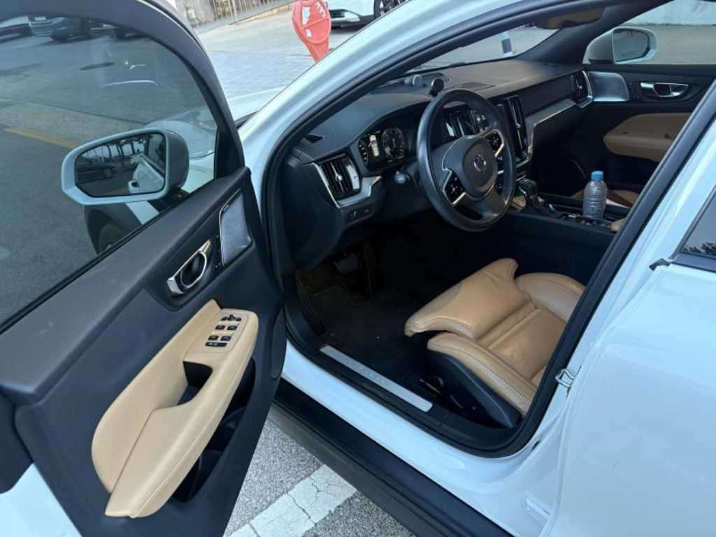 Volvo V60 - Vista 9
