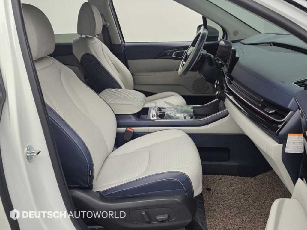 KIA Carnival - Vista 10