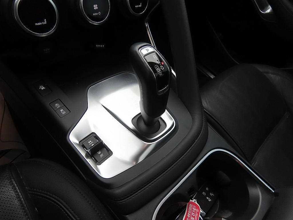 Jaguar E-PACE - Vista 10