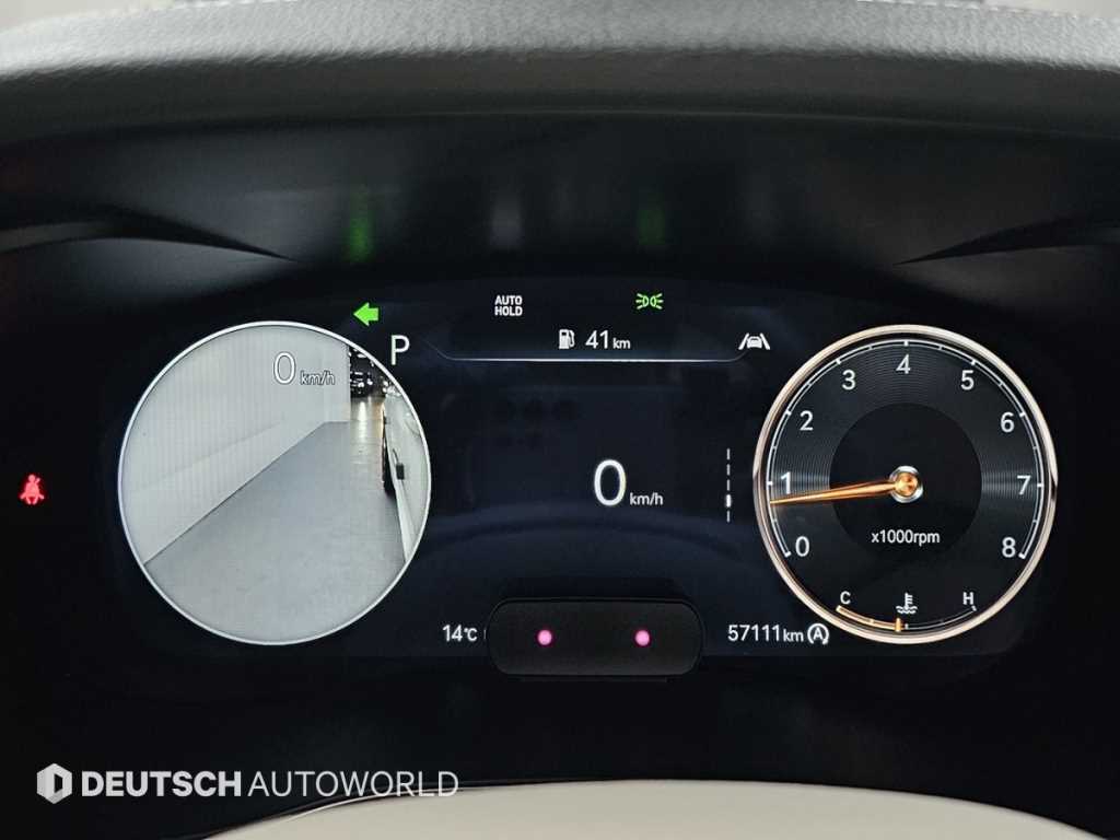 Genesis G70 - Vista 8