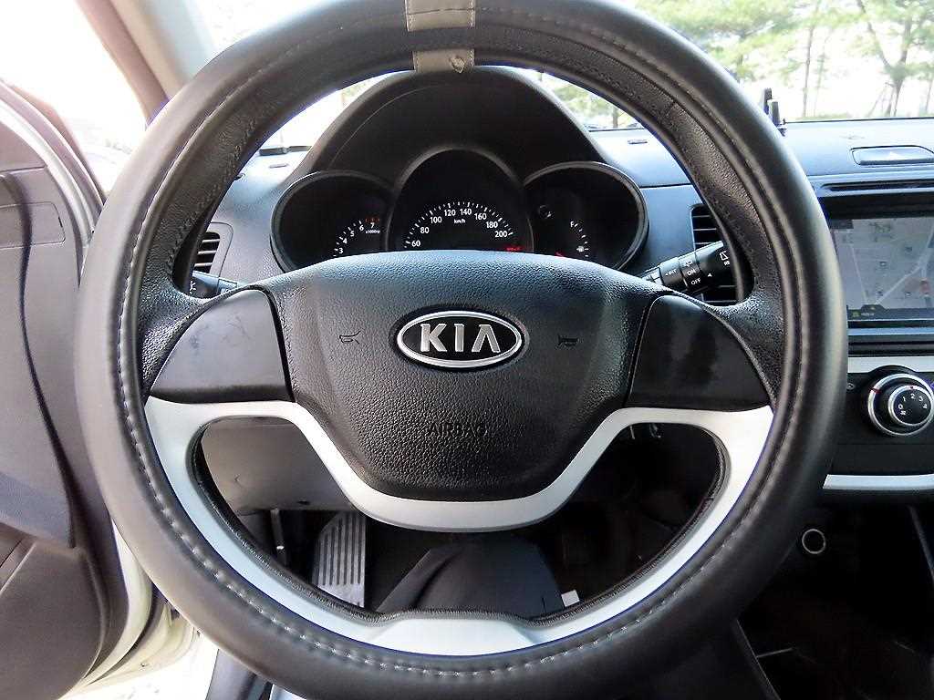 KIA Morning - Vista 8