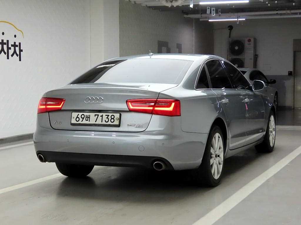 Audi A6 - Vista 4