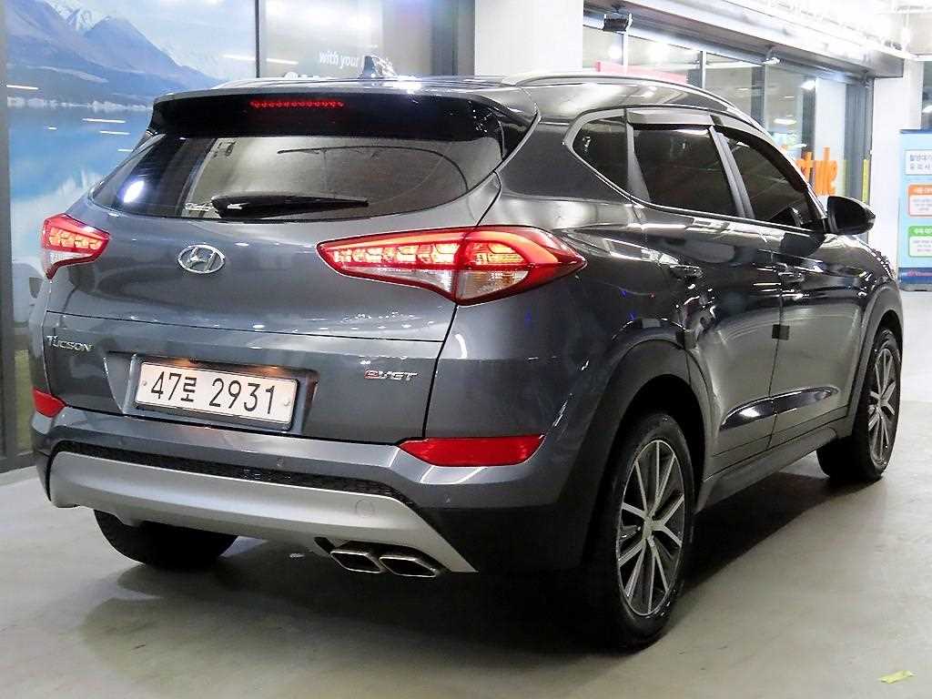 HYUNDAI Tucson - Vista 4