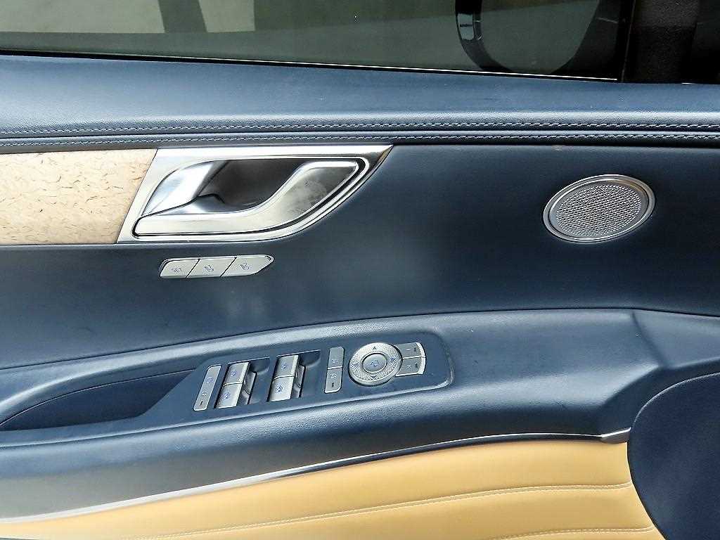 Genesis GV80 - Vista 11