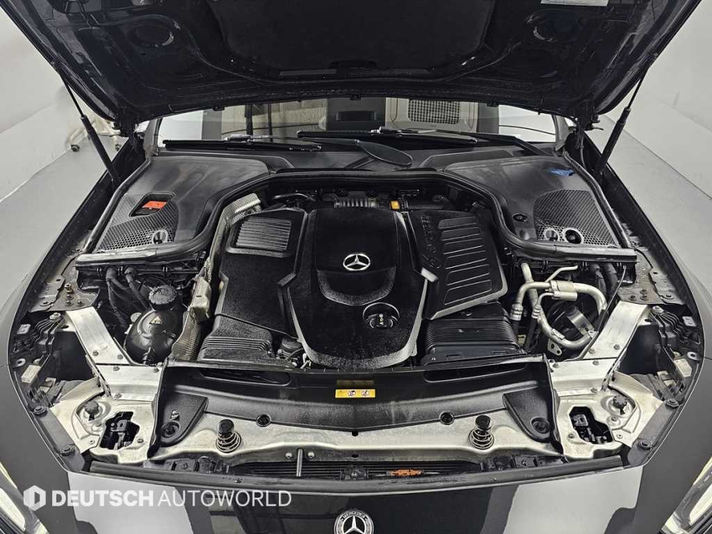 Mercedes Benz CLS Class - Vista 6