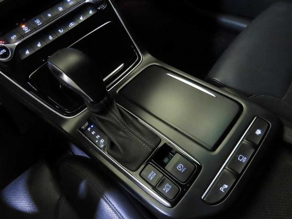 HYUNDAI Grandeur - Vista 12