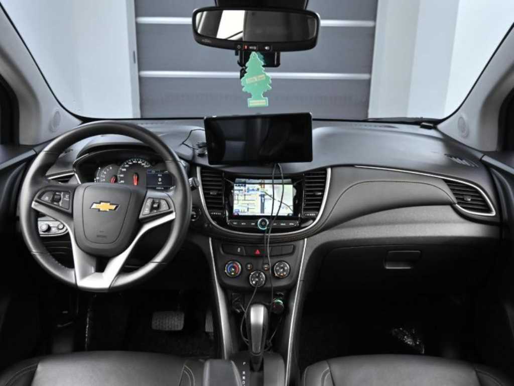 Chevrolet Trax - Vista 7