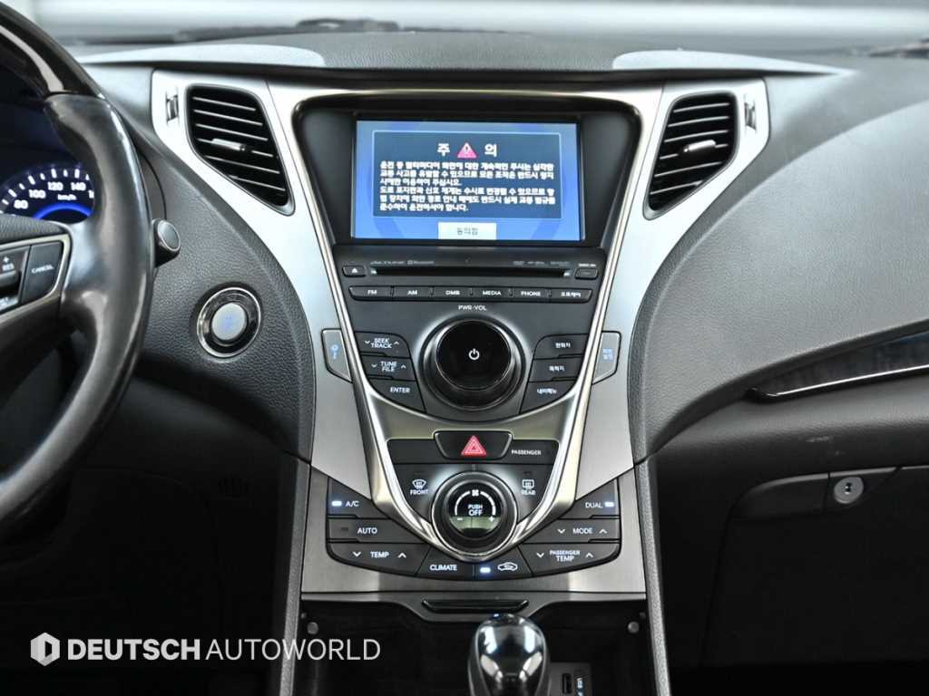 HYUNDAI Grandeur 2013 Gris - Importación desde Corea - HF Imports Iquique - Foto 14