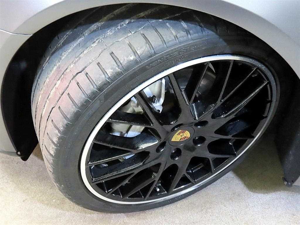Porsche Panamera 2018 Negro - Importación desde Corea - HF Imports Iquique - Foto 20