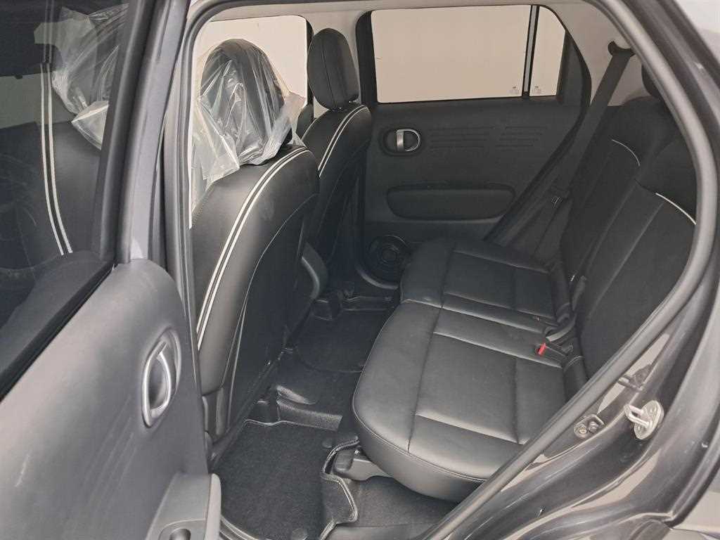 HYUNDAI Casper - Vista 12