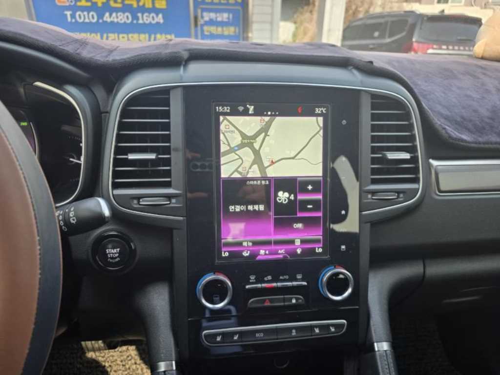 SAMSUNG QM6 - Vista 4