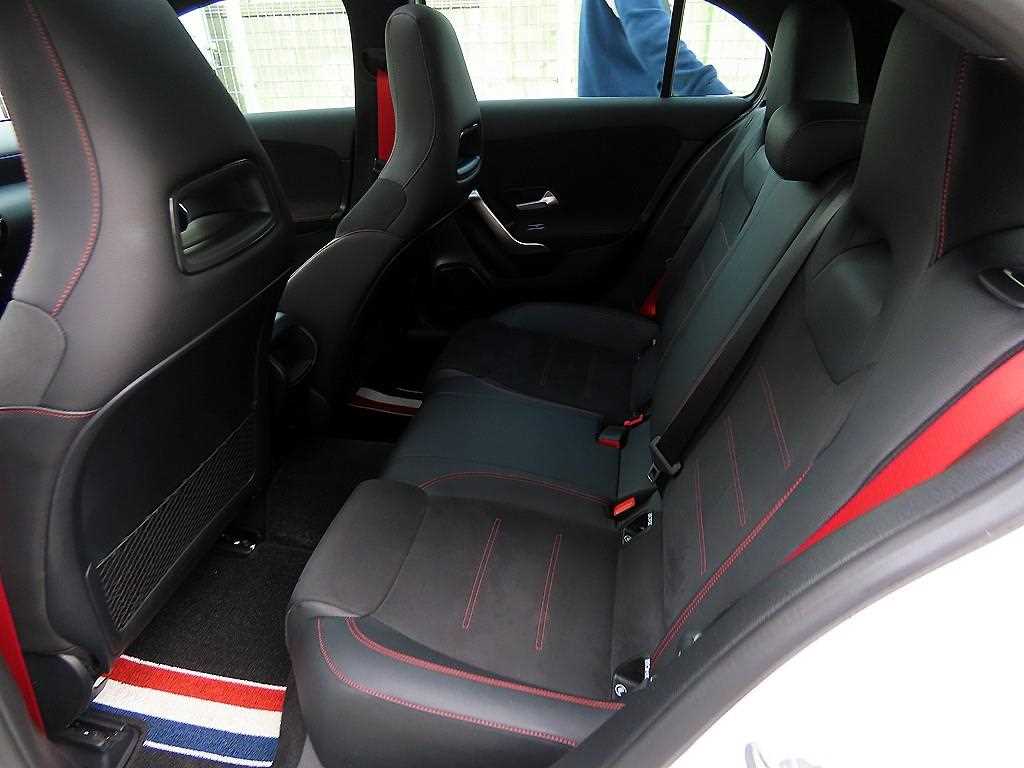 Mercedes Benz A Class - Vista 6